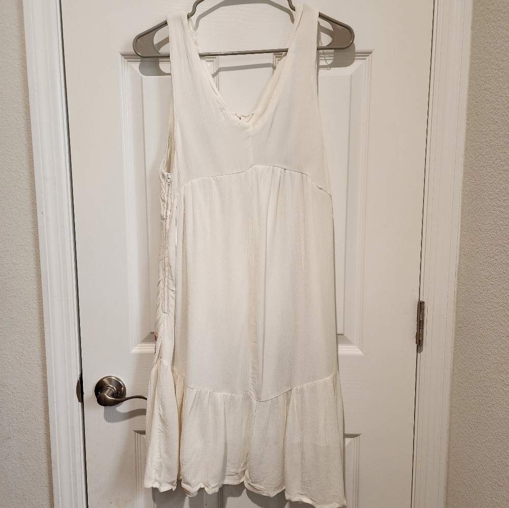 Xhilaration embroidered dress - Picture 3 of 5